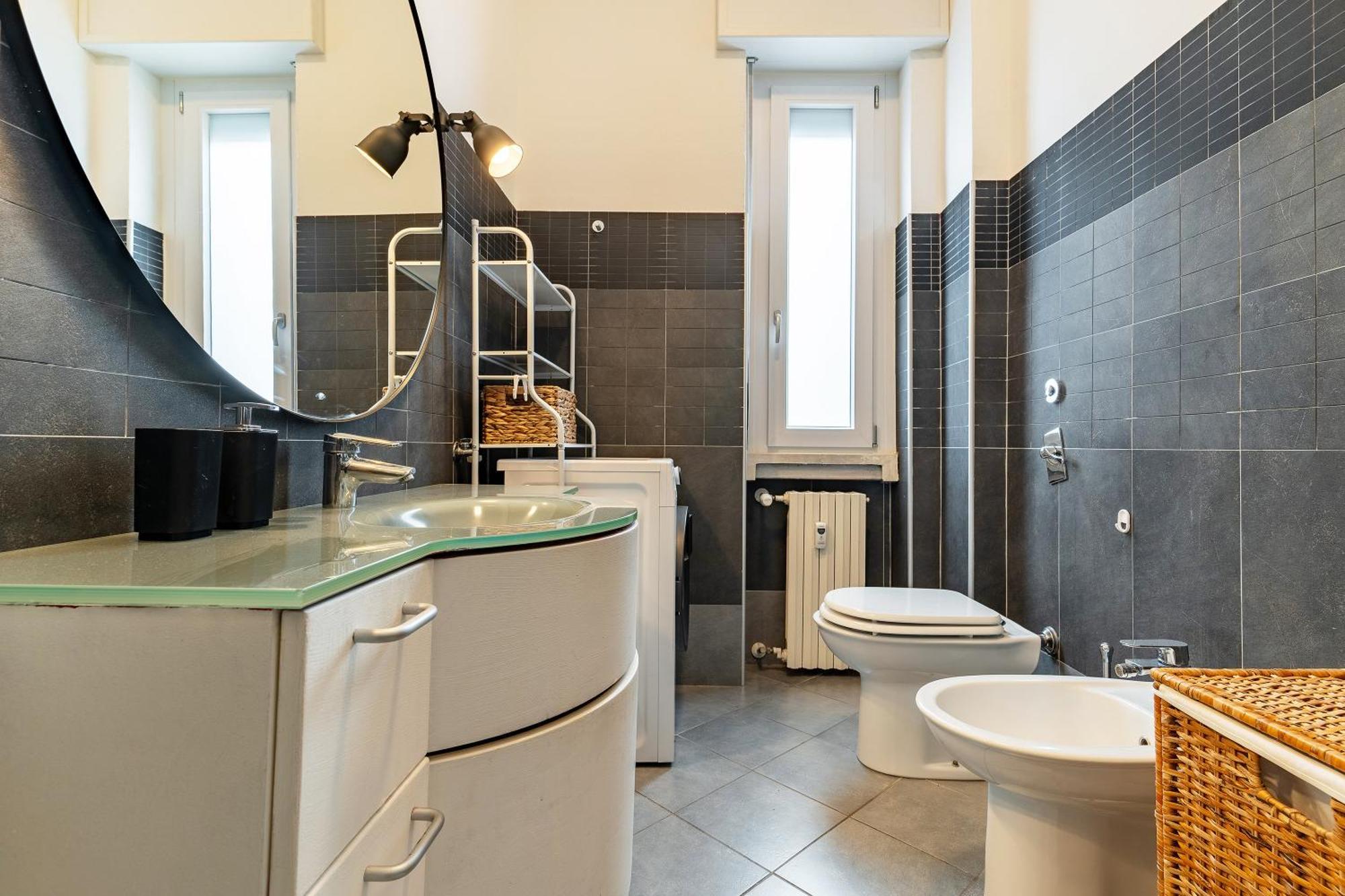 Citylife View And 10 Minutes By Walk Modern Apartment